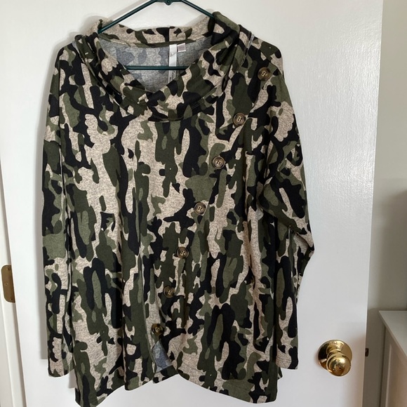 NY Collection, Woman Camo cowl Neck Knit Top. Size 14/16 - Picture 1 of 11